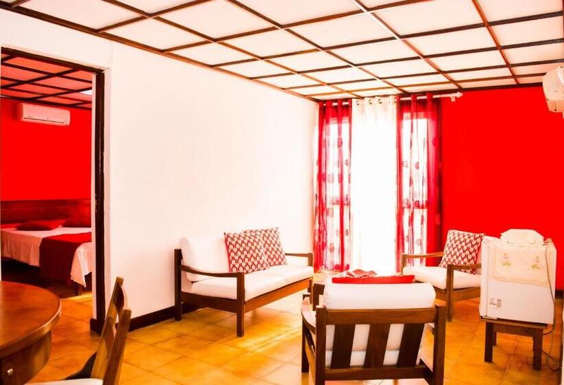 سوییت با چشم‌انداز دریا, Apart Hotel Avenida