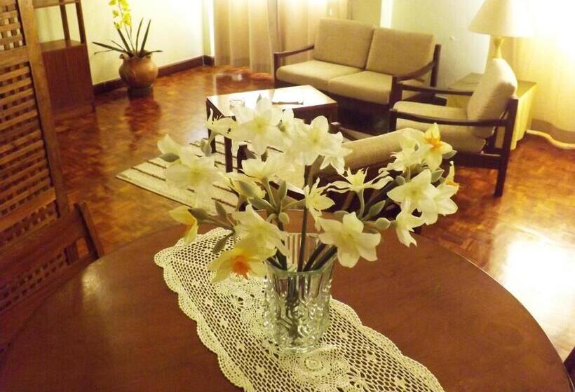 سوییت با چشم‌انداز دریا, Apart Hotel Avenida