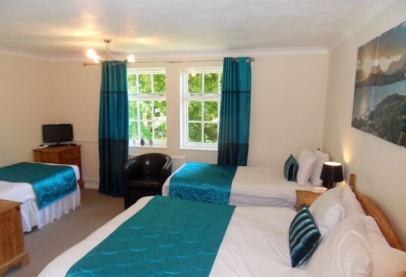 Семейный Номер, Luccombe Manor Country House