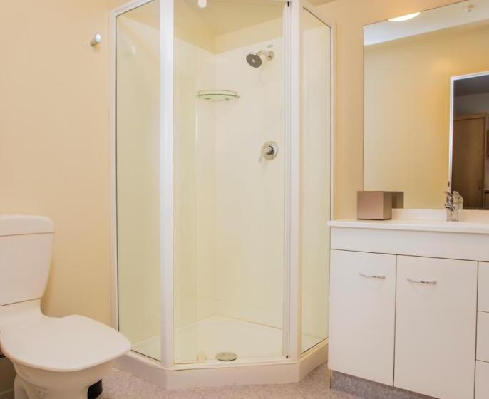 سوییت, Greenlane Suites