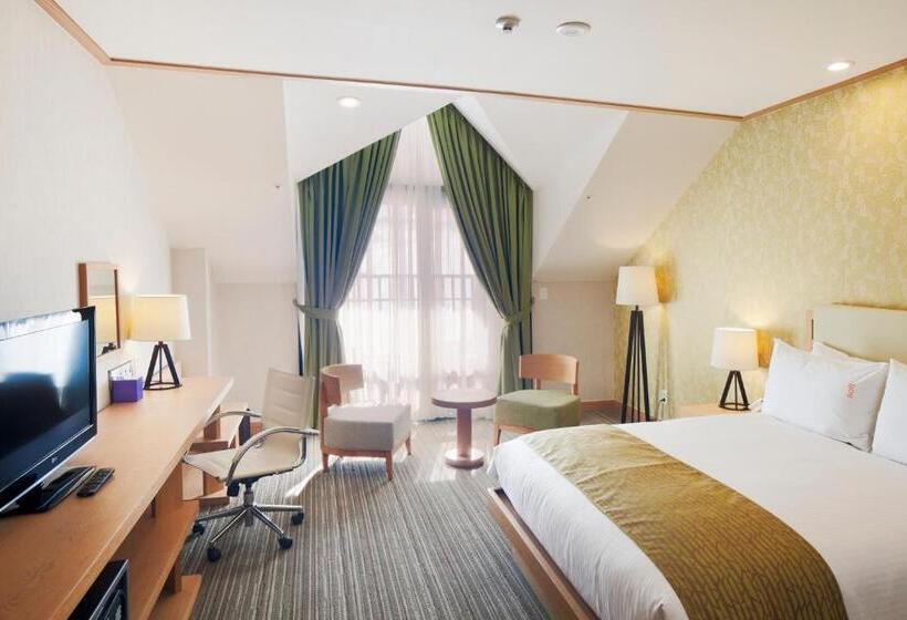 Номер Стандарт Вид на Горы, Holiday Inn Resort Alpensia Pyeongchang, An Ihg