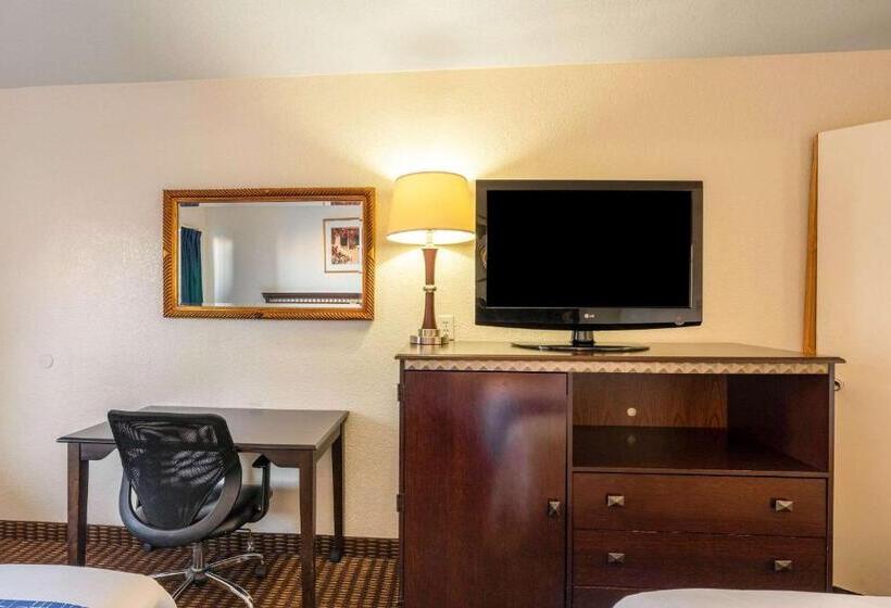 Номер Стандарт, Rodeway Inn Phoenix North I17