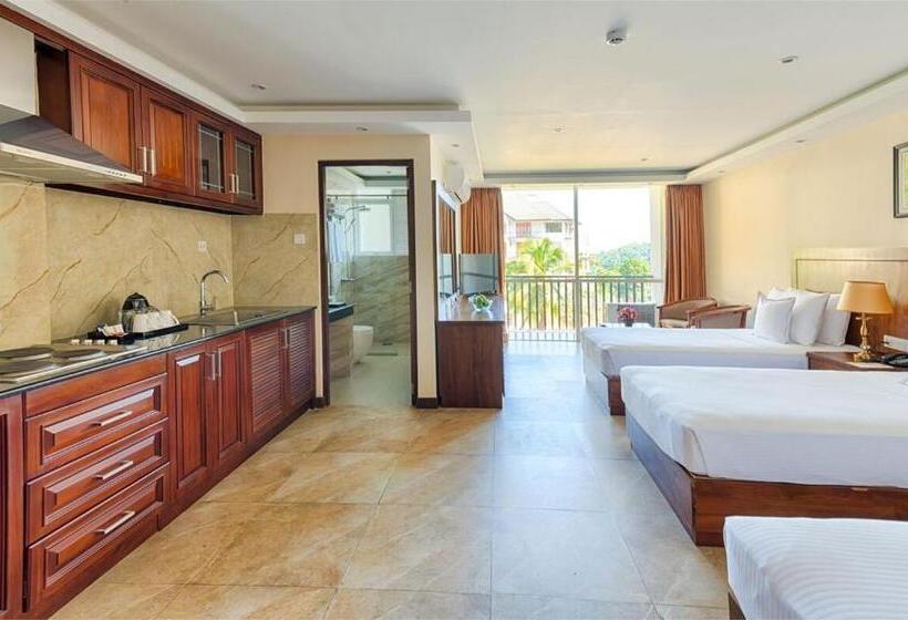 Habitación Cuádruple Deluxe, Serene Kandy