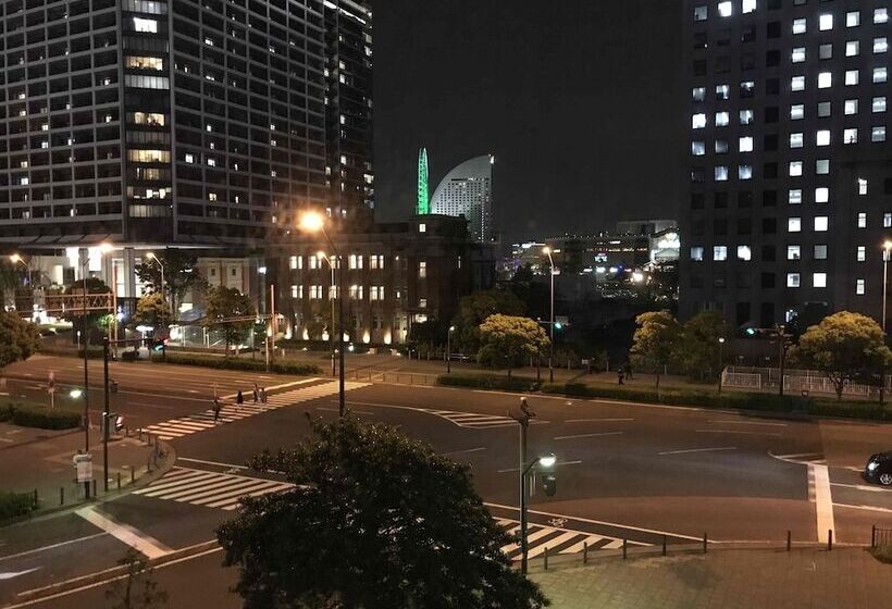 Номер Deluxe, Sotetsu Fresa Inn Yokohama Sakuragicho