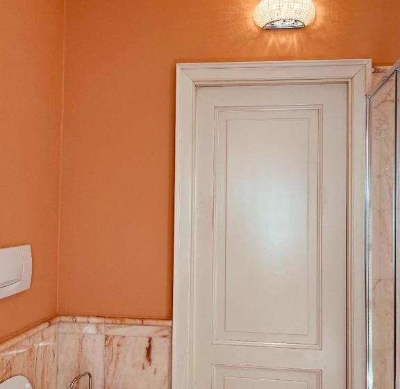 اتاق لوکس خانوادگی, Casa Nina Bologna Centro