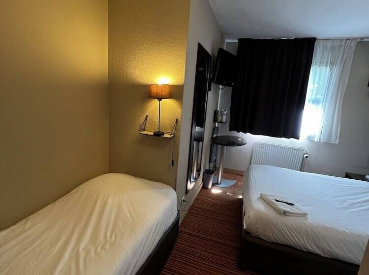 اتاق استاندارد سه نفره, Inn Design Resto Novo Langres