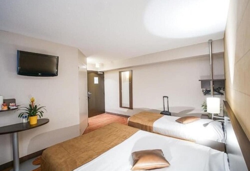 اتاق استاندارد سه نفره, Inn Design Resto Novo Langres
