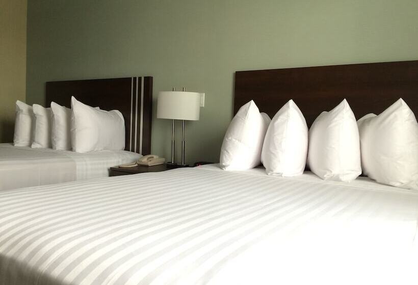 Люкс 2 Спальни, Meridian Inn & Suites Lloydminster