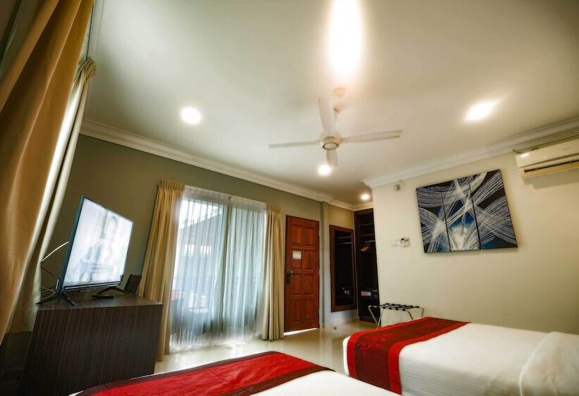 اتاق لوکس سه تخته, Tioman Dive Resort