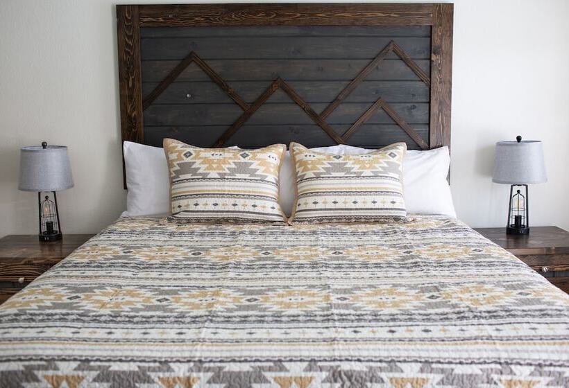 Номер Deluxe, Pine Lodge