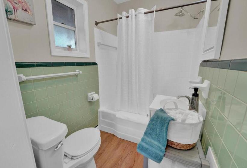 Номер Стандарт Внутренний, Sea Foam Suites