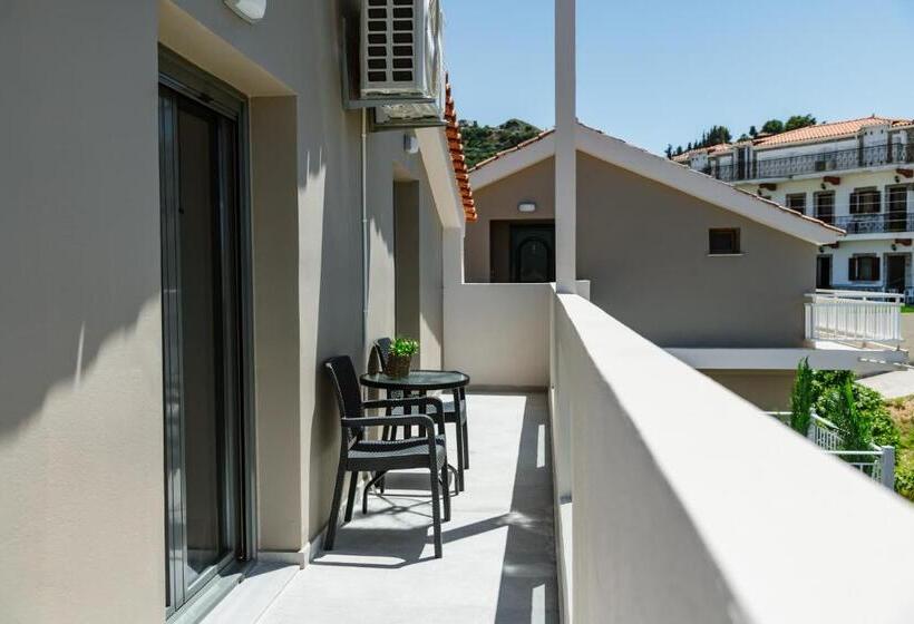 سوییت سوپریور, Andelice Zante