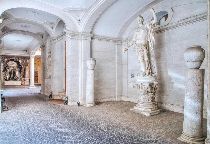 דירת חדר, Trevi Rome Suite