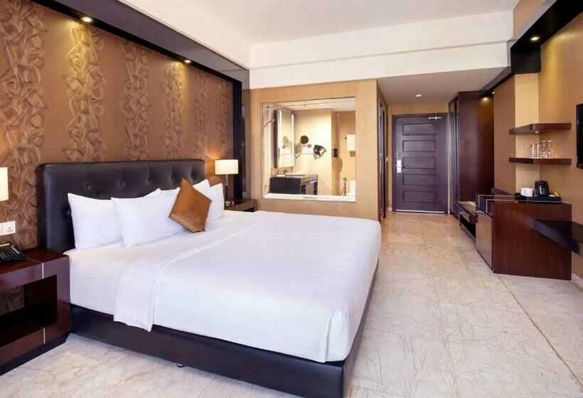Номер Deluxe Кровать Кинг, Grand Mercure Solo Baru