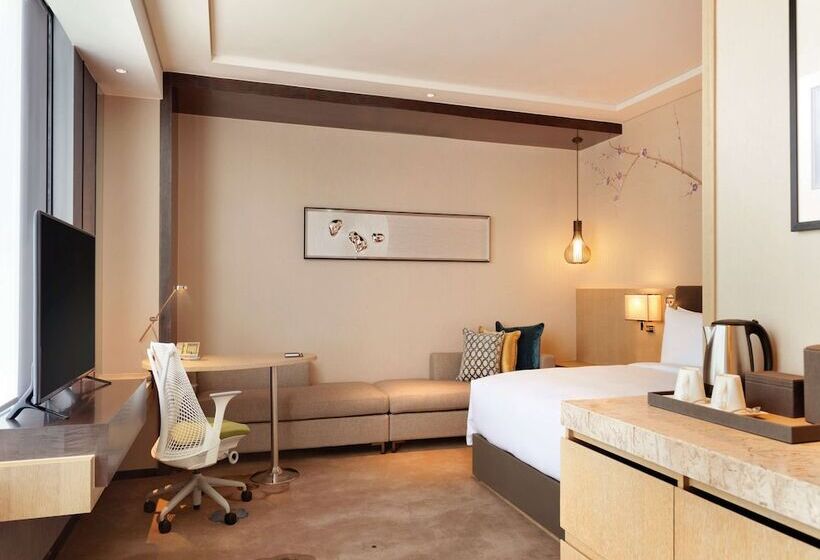 Номер Стандарт Вид на Реку, Hilton Garden Inn Dandong