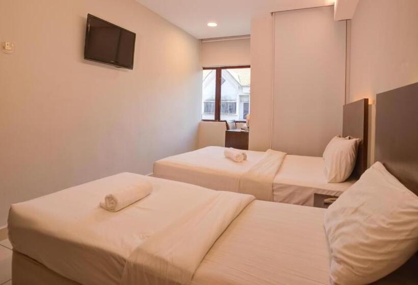 Семейный Номер, New Town Suites At Bandar Sunway