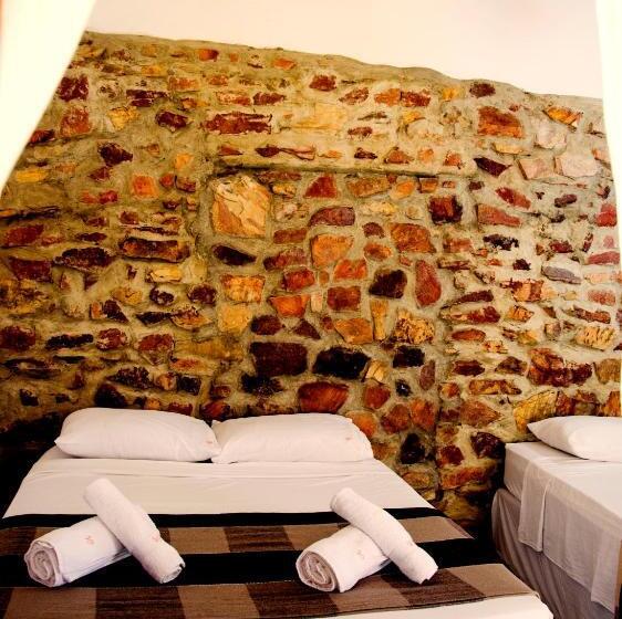 스탠다드 트리플 룸, Villa Chic Hostel Pousada