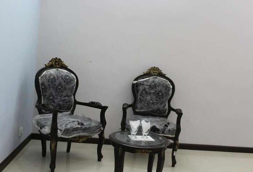 اتاق لوکس, Patel Residency Guest House 2