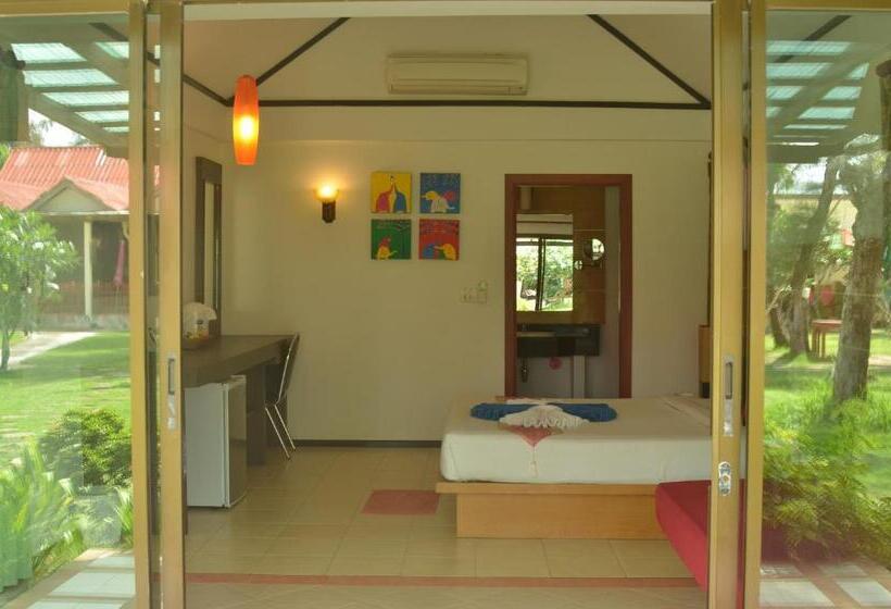 جناح ديلوكس مطل على البحر, Golden Bay Cottage   Sha Extra Plus