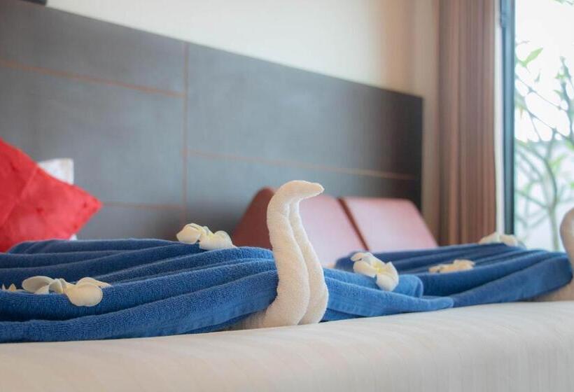 غرفة عائلية مطلّة علي البحر, Golden Bay Cottage   Sha Extra Plus