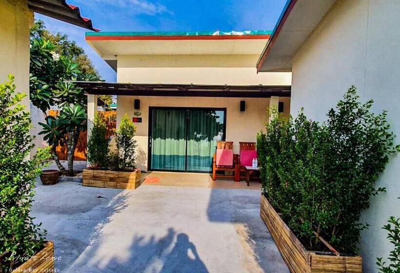غرفة عائلية ذات إطلالة جانبية على البحر, Golden Bay Cottage   Sha Extra Plus