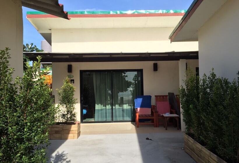 غرفة عائلية مطلّة علي البحر, Golden Bay Cottage   Sha Extra Plus