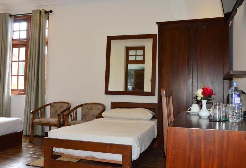 Deluxe Room, Heaven Seven  Nuwara Eliya