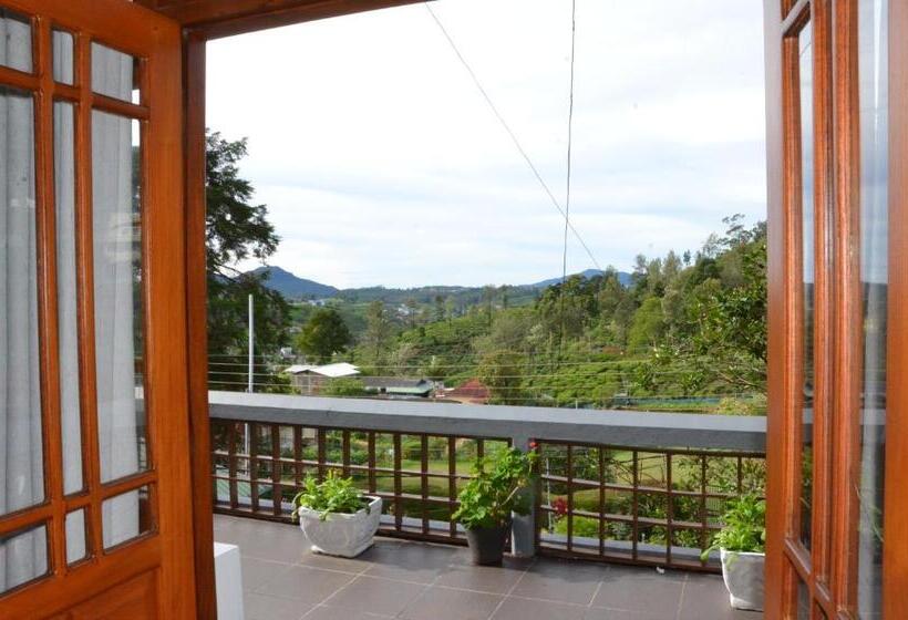 Deluxe Room with Balcony, Heaven Seven  Nuwara Eliya