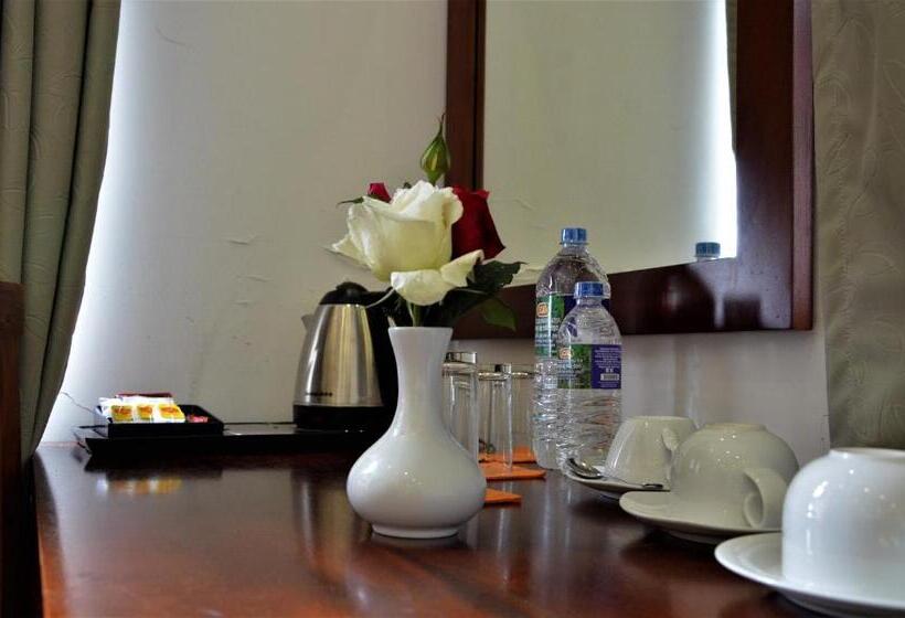 Family Room, Heaven Seven  Nuwara Eliya