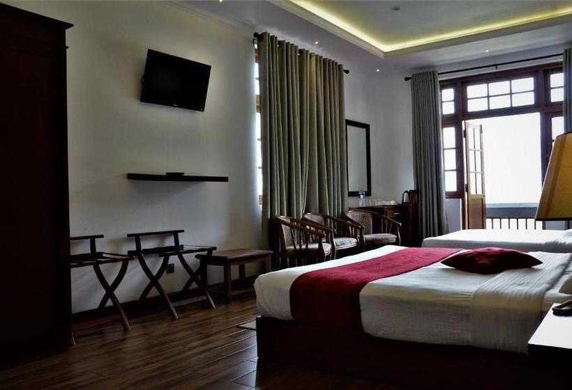 Family Room, Heaven Seven  Nuwara Eliya