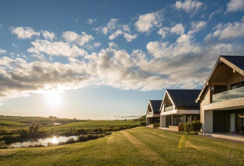 Дом 4 Спальни, Lochside House Hotel & Spa