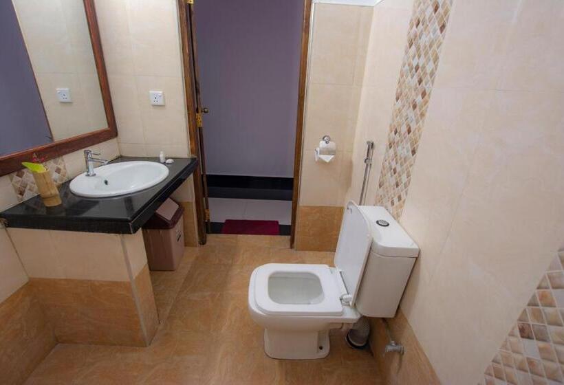 Номер Deluxe, Water Edge Resort