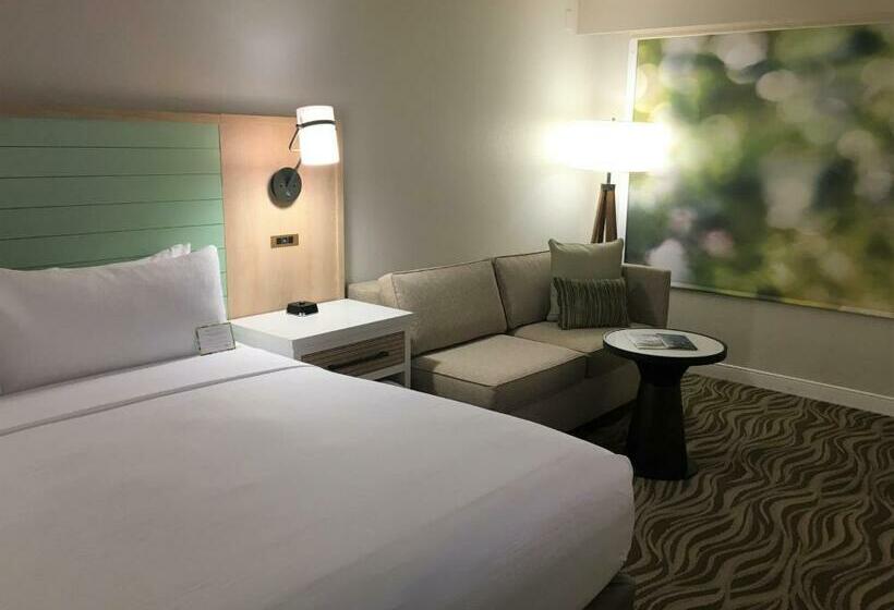 اتاق استاندارد با تخت بزرگ, Wyndham Garden Lake Buena Vista Disney Springs® Resort Area