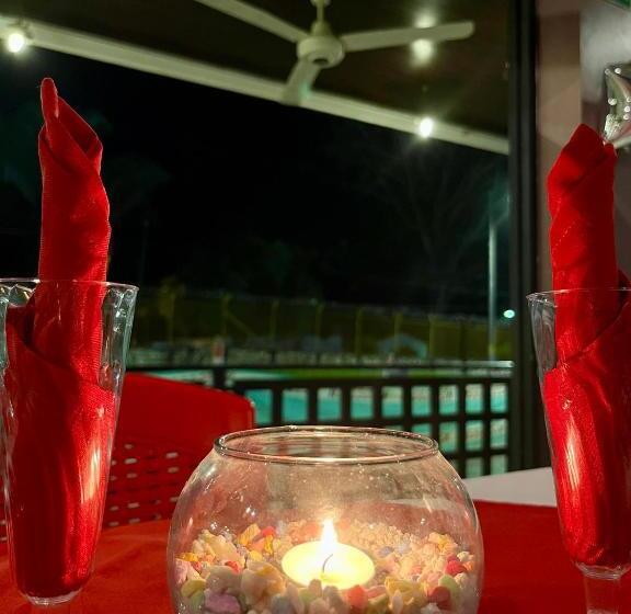 سوییت لوکس, Adults Only Bora Bora Beach