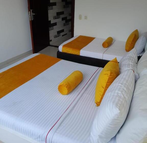 اتاق لوکس سه تخته, Adults Only Bora Bora Beach