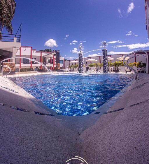 اتاق لوکس چهار تخته, Adults Only Bora Bora Beach