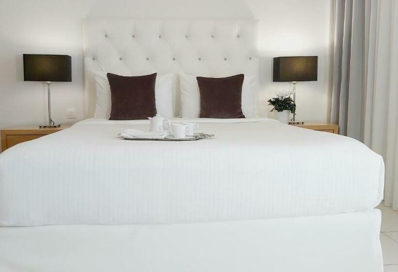 Romantic Room, Akrogiali Exclusive