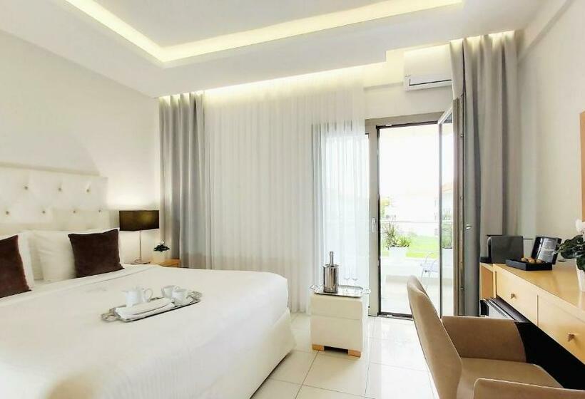 Romantic Room, Akrogiali Exclusive