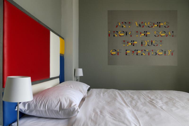 اتاق استاندارد, Design Architectonika