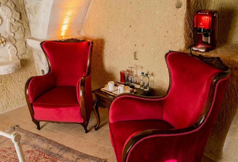 سوییت, Elika Cave Suites & Spa