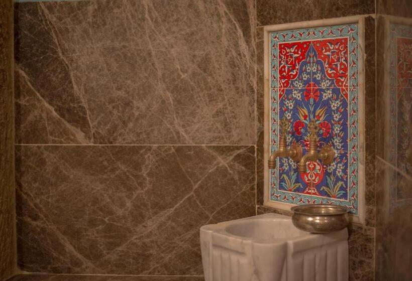 سوییت با استخر, Elika Cave Suites & Spa