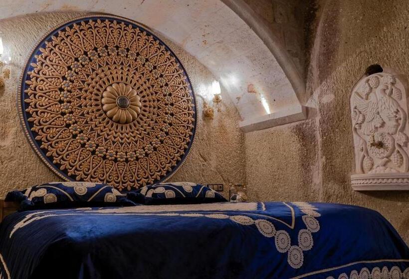 سوییت با استخر, Elika Cave Suites & Spa