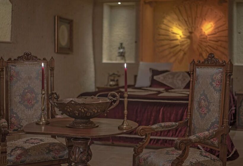 سوییت جونیور, Elika Cave Suites & Spa