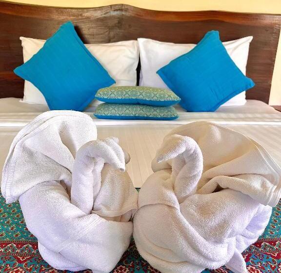 اتاق لوکس, Krabi Klong Muang Bay Resort