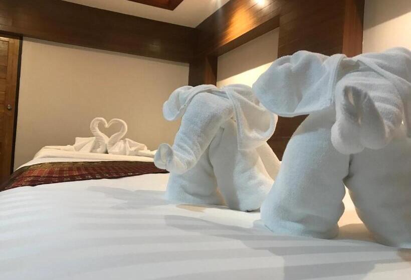 اتاق سوپریور خانوادگی, Krabi Klong Muang Bay Resort