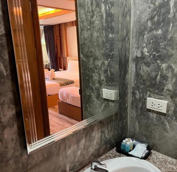 اتاق سوپریور خانوادگی, Krabi Klong Muang Bay Resort