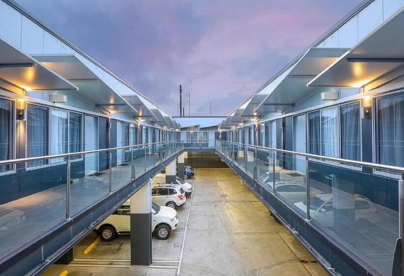 이그제큐티브 룸, Belmercer Motel