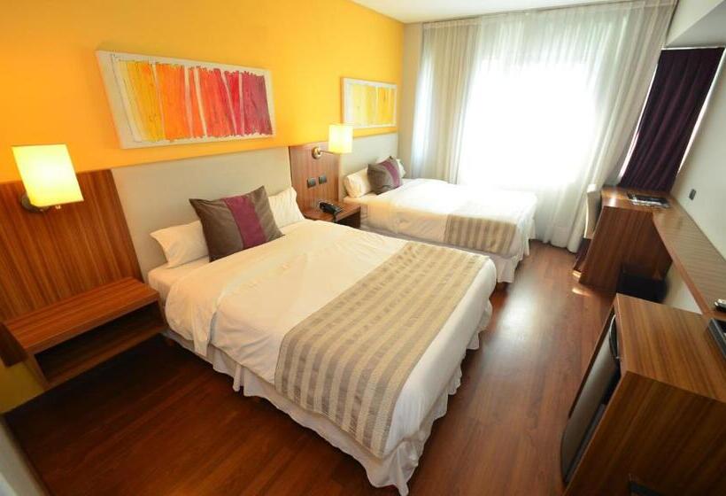 수피리어 룸, Bicentenario Suites & Spa