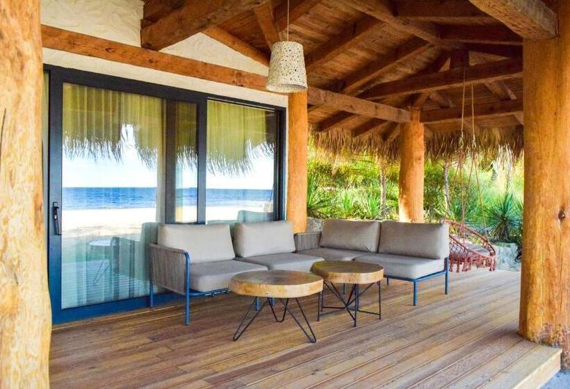 بانگلوی استاندارد, Oasis Resort Lozenets
