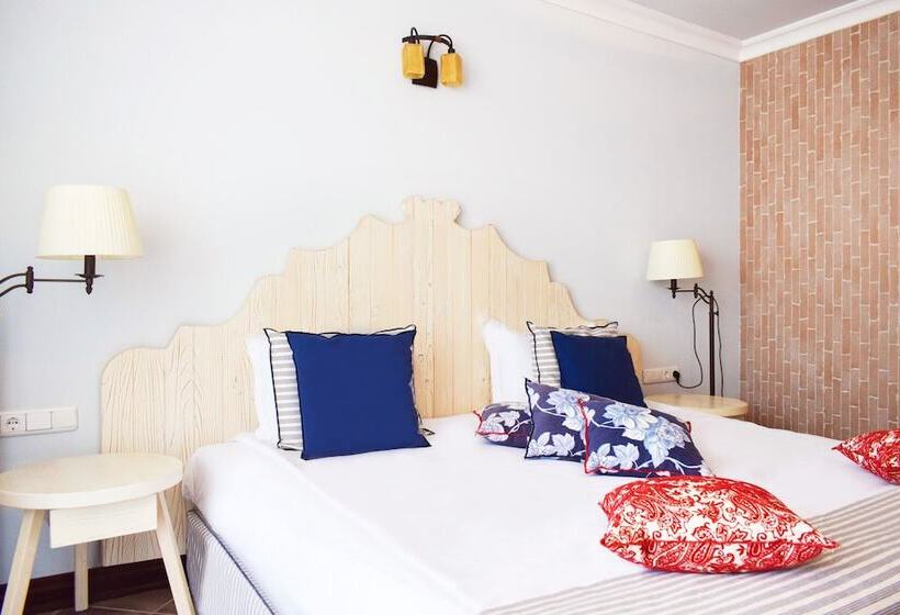 Standard Room with Balcony Side Sea View, Oasis Resort Lozenets
